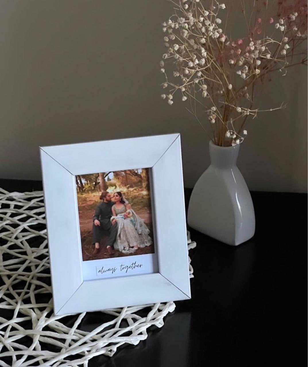 mini polaroid frame