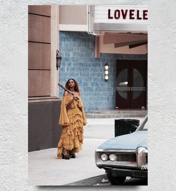 Queen Bee Singer - aesthetic edit 4