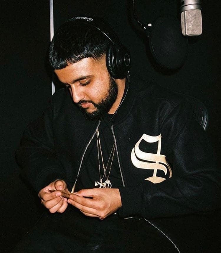 NAV in studio