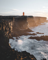 Light HOUSE